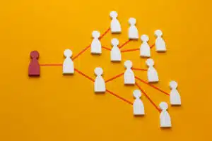 bonhomme bois fil rouge réseau