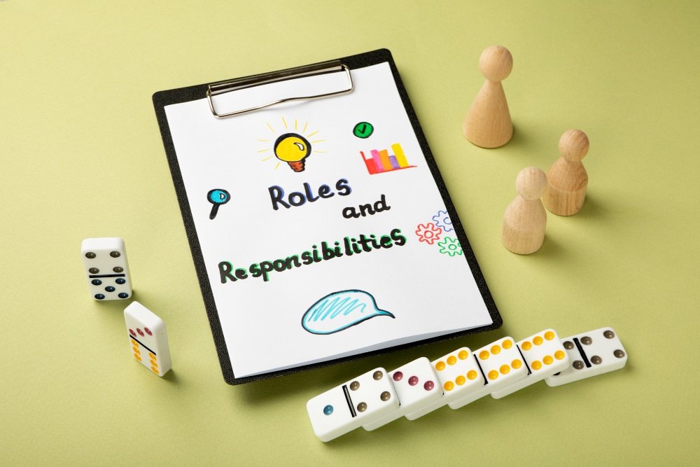 bonhommes bois roles responsabilités