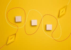 cubes bois bateaux papier