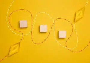 cubes bois bateaux papier