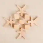 Bonhommes bois cubes