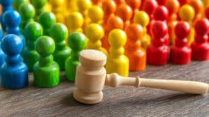 bonhomme bois marteau